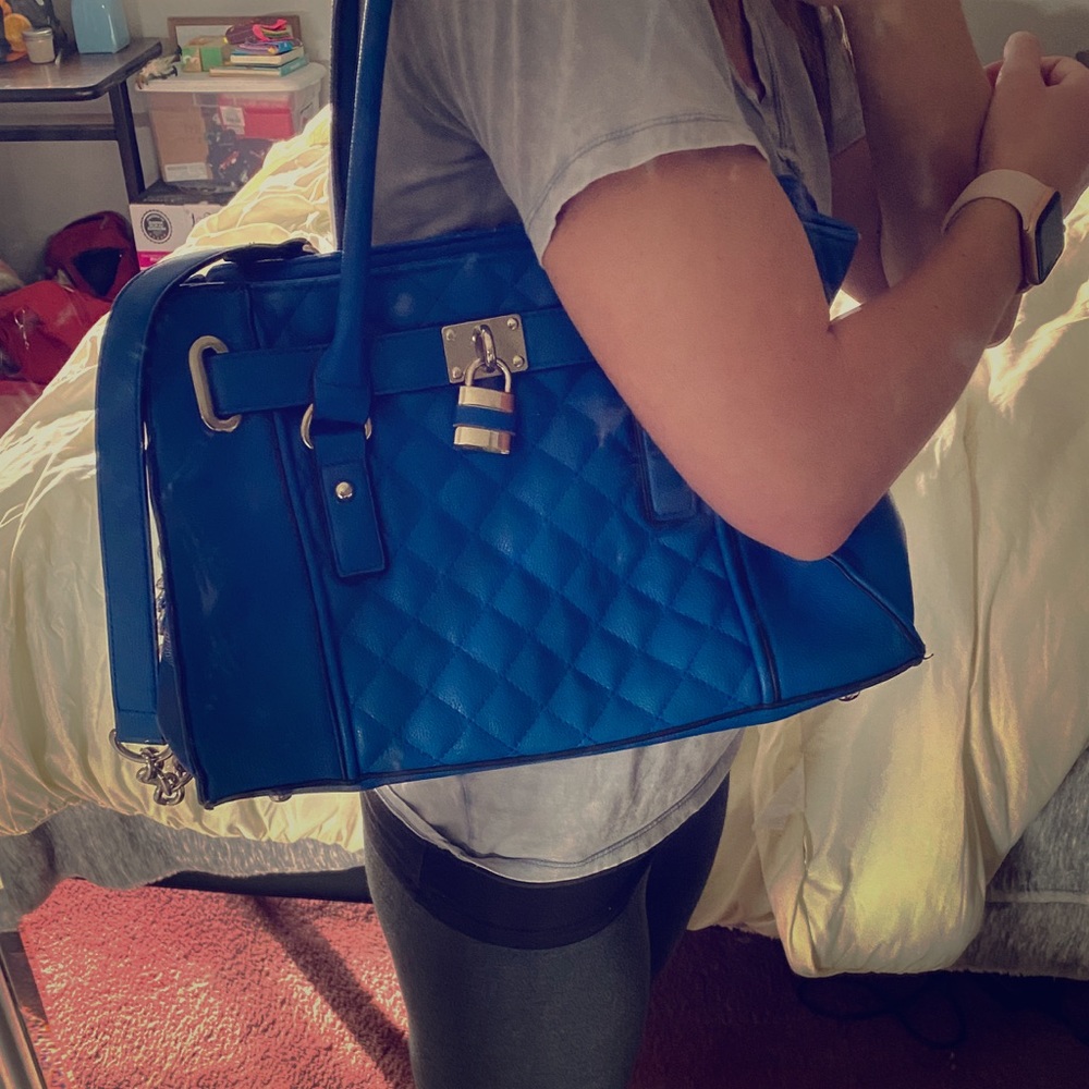 Charming Charlie bag - Picture 2 of 8